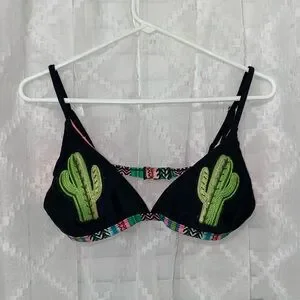 Xhilaration | Swim | Cactus Bikini Top | Poshmark